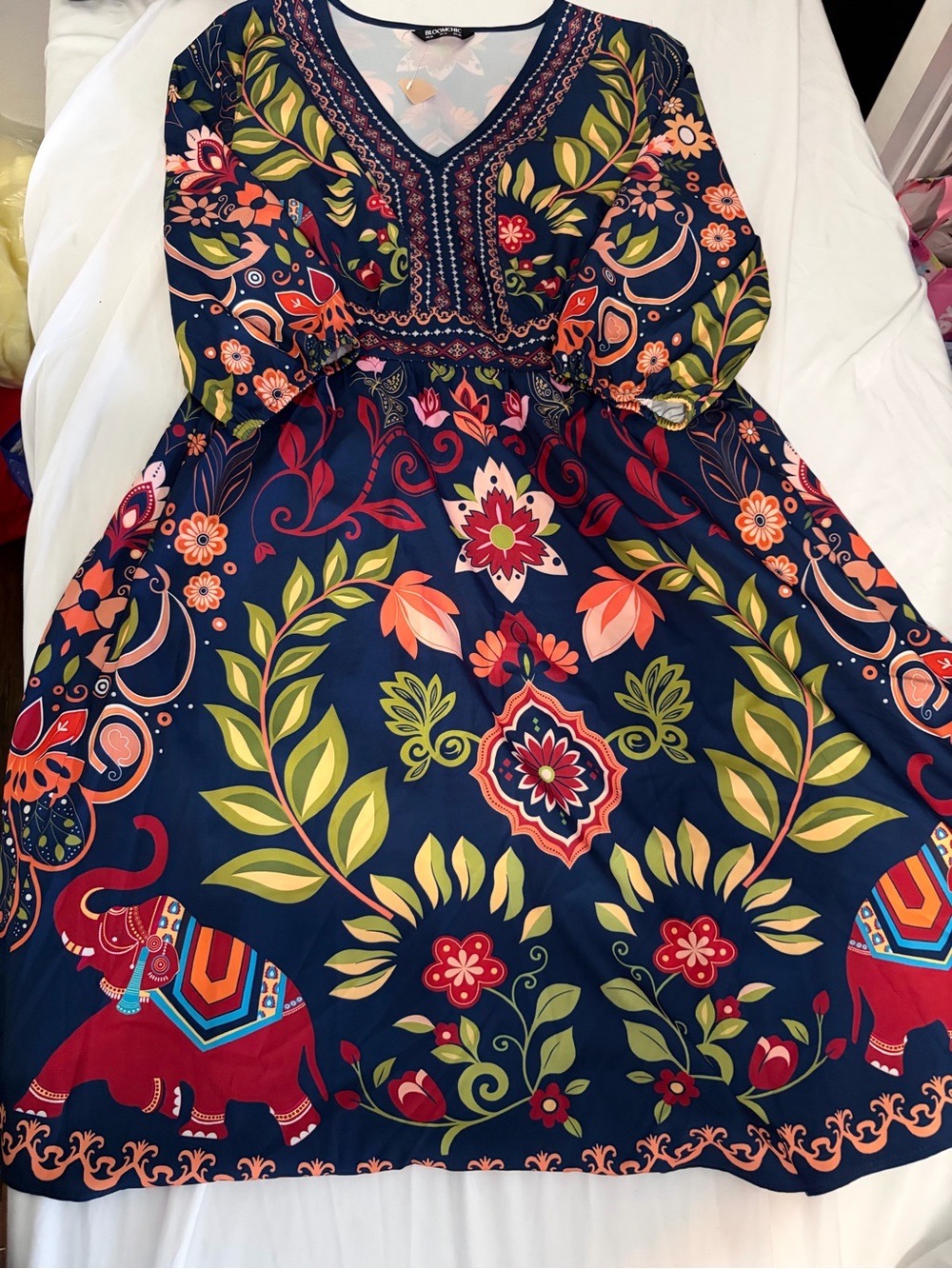 BloomChic Navy Dress with  Floral/Paisley/Elephants Size 10  NWT